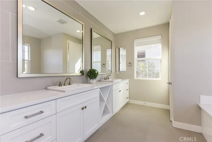 100 Swift, Irvine, California 92618