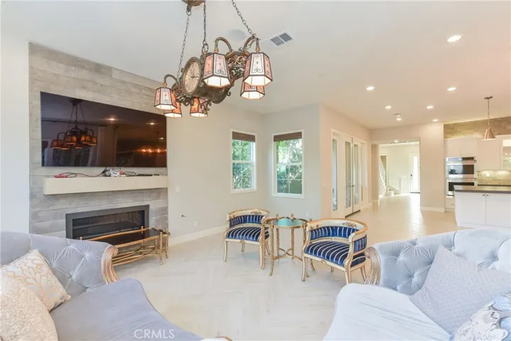 100 Swift, Irvine, California 92618