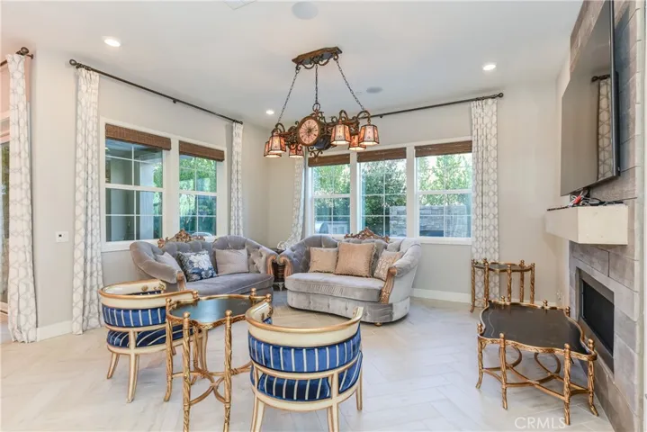 100 Swift, Irvine, California 92618