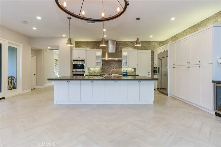100 Swift, Irvine, California 92618