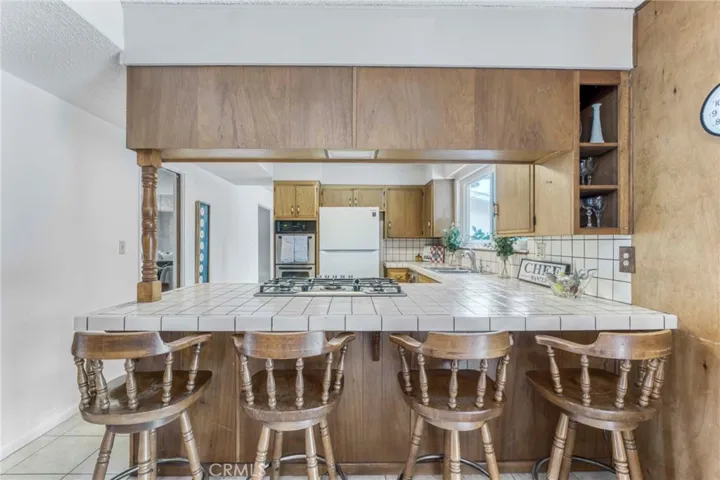 19849 Labrador Street, Chatsworth, California 91311