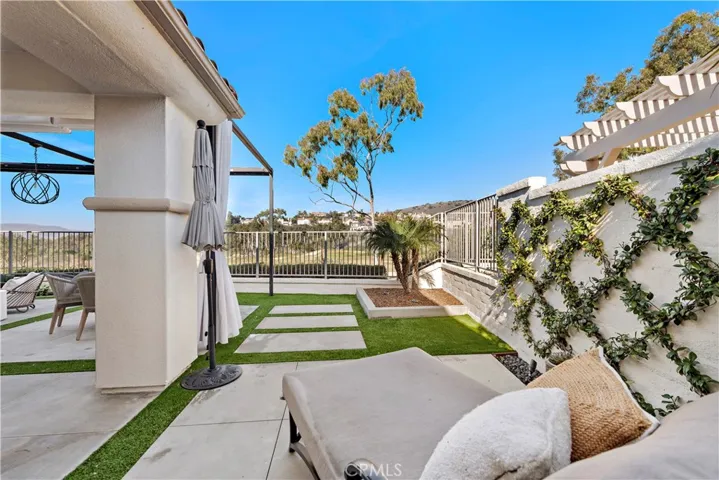 78 Avenida Cristal, San Clemente, California 92673