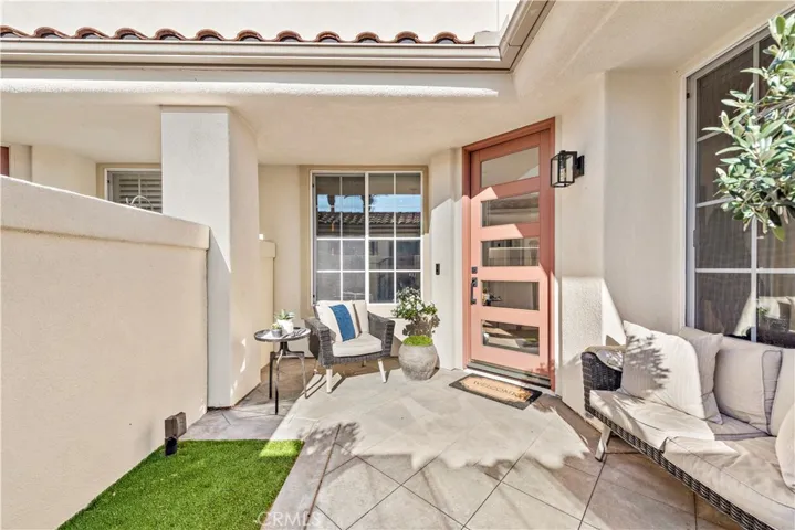 Private Front Patio.