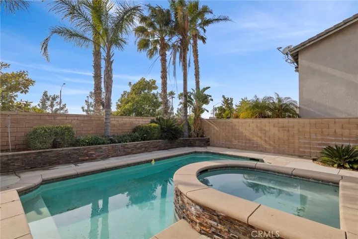 16259 Starfire Lane, Fontana, California 92336