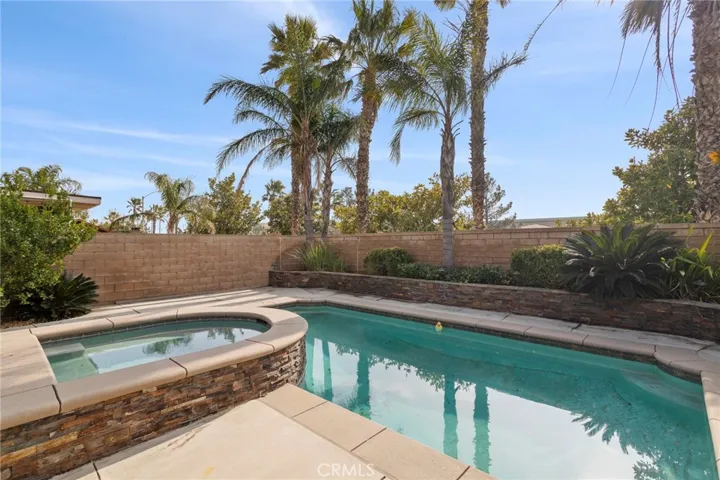 16259 Starfire Lane, Fontana, California 92336