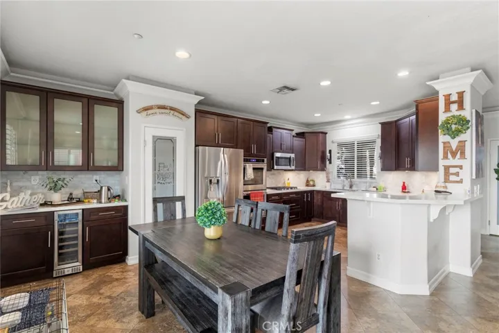 16259 Starfire Lane, Fontana, California 92336