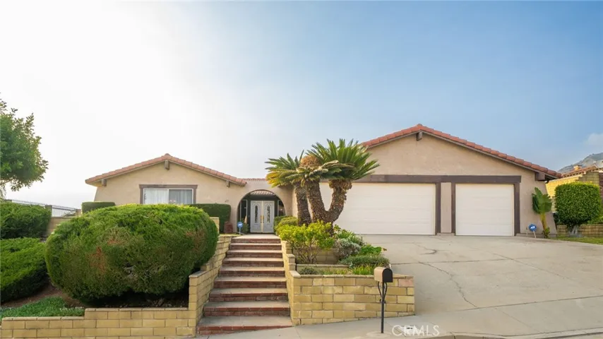 607 N Vecino Avenue, Glendora, California 91741