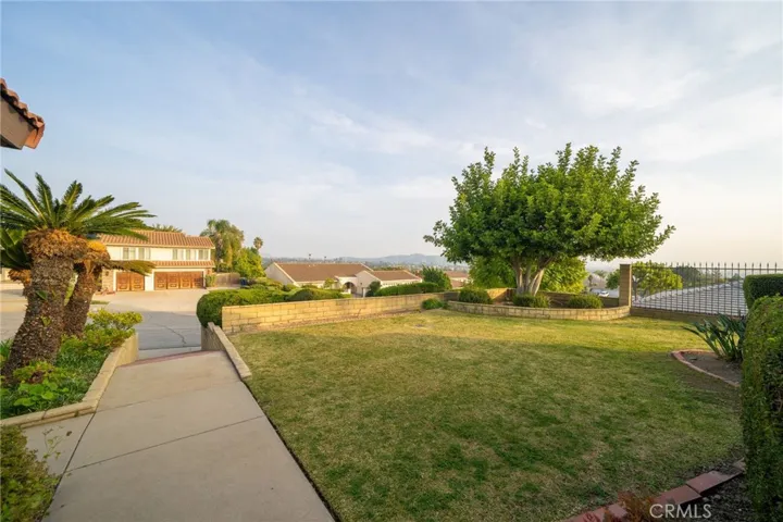 607 N Vecino Avenue, Glendora, California 91741