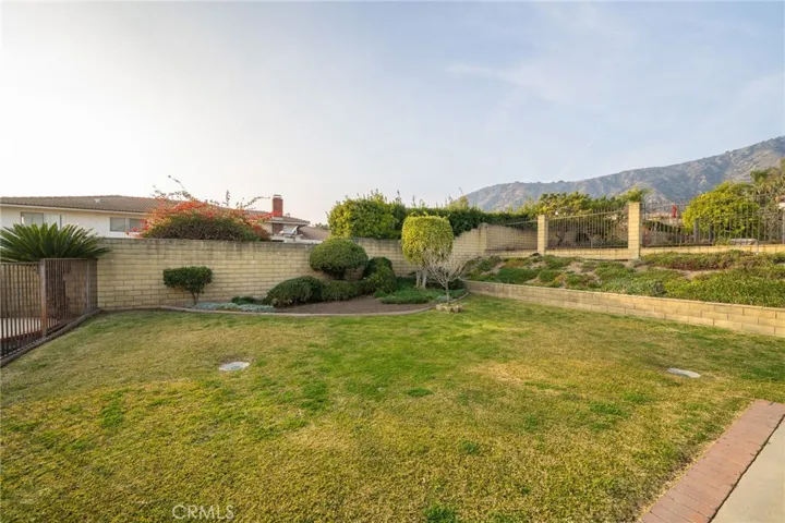 607 N Vecino Avenue, Glendora, California 91741