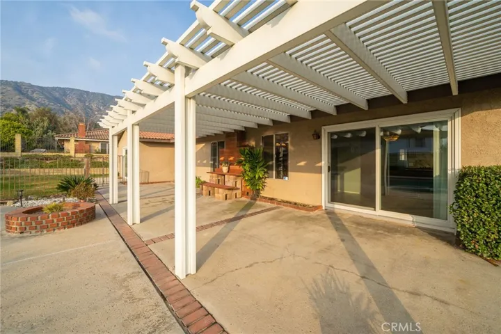 607 N Vecino Avenue, Glendora, California 91741