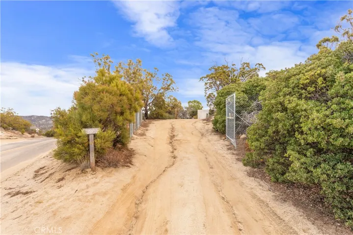 59879 Burnt Valley Road, Anza, California 92539