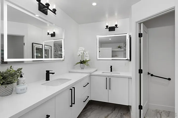 5041 Mable Way, San Diego, California 92117