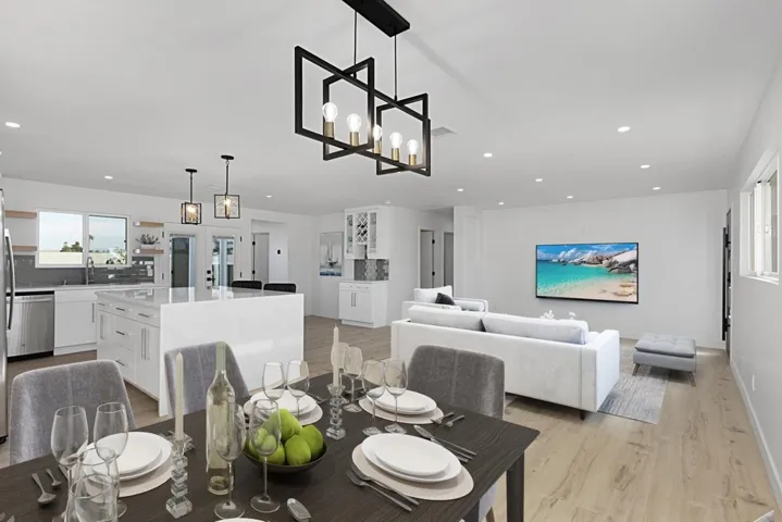 5041 Mable Way, San Diego, California 92117