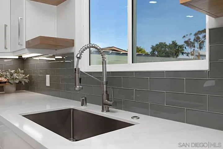 5041 Mable Way, San Diego, California 92117