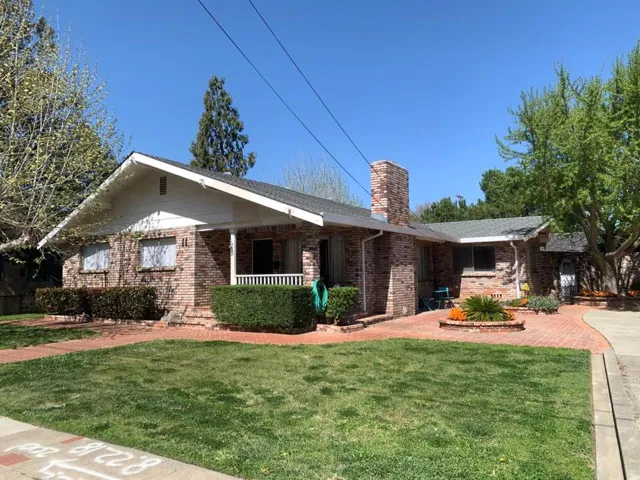 11 Abbey Street, Winters, California 95694