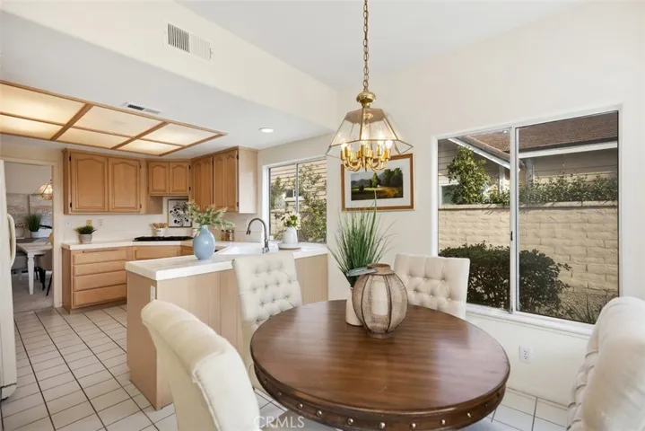 breakfast area