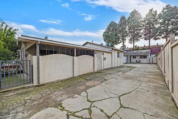 1334 Stambaugh Street, Redwood City, California 94063
