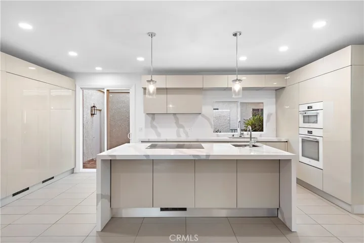 5557 Via Portora B, Laguna Woods, California 92637
