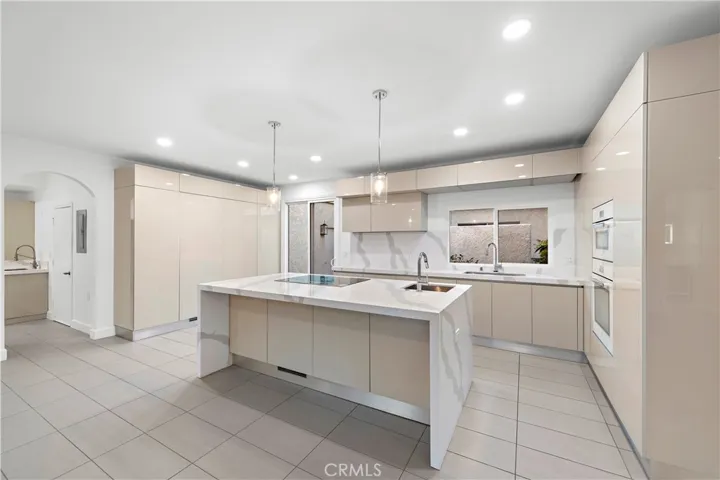 5557 Via Portora B, Laguna Woods, California 92637