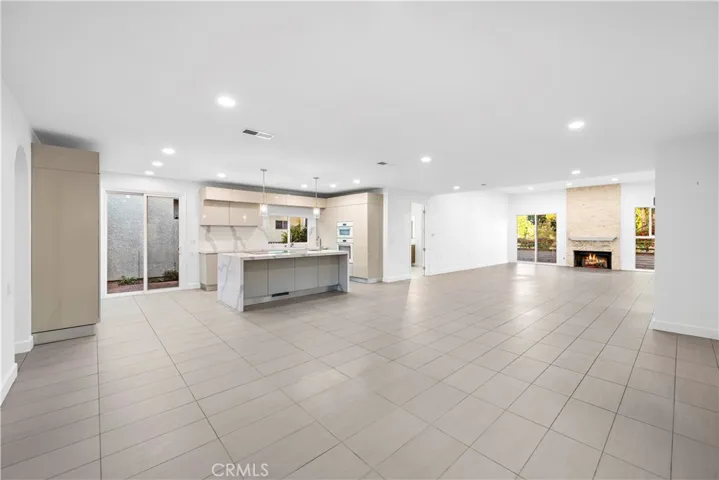 5557 Via Portora B, Laguna Woods, California 92637