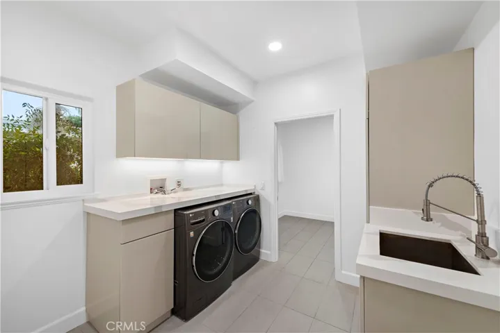 5557 Via Portora B, Laguna Woods, California 92637