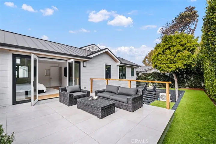 87 S La Senda Drive, Laguna Beach, California 92651