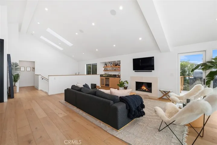 87 S La Senda Drive, Laguna Beach, California 92651