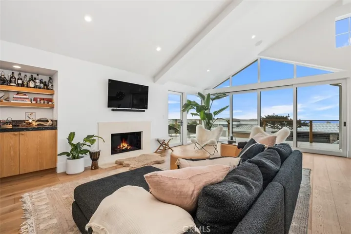 87 S La Senda Drive, Laguna Beach, California 92651