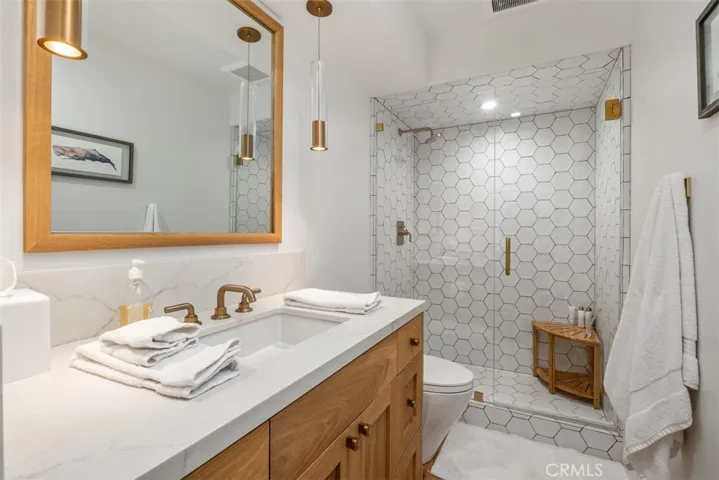 87 S La Senda Drive, Laguna Beach, California 92651