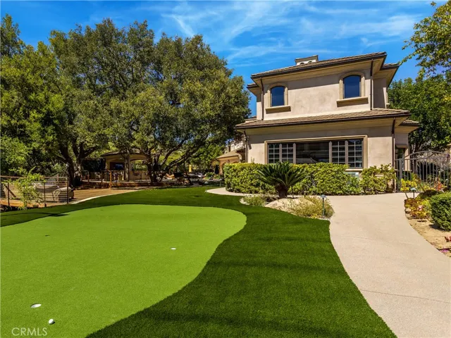11449 Iverson Road, Chatsworth, California 91311