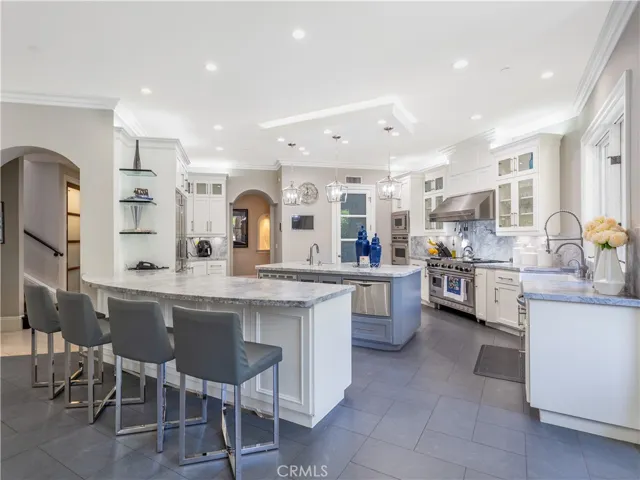 11449 Iverson Road, Chatsworth, California 91311