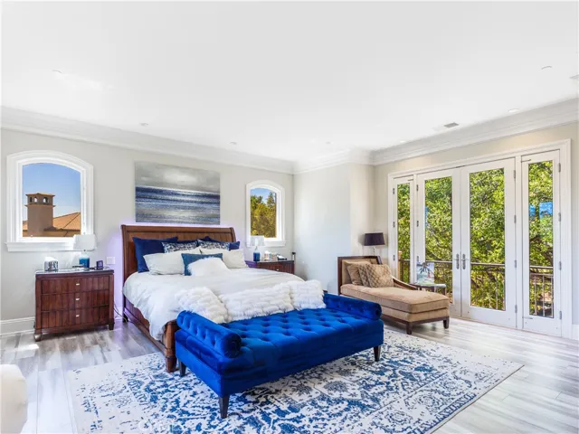11449 Iverson Road, Chatsworth, California 91311