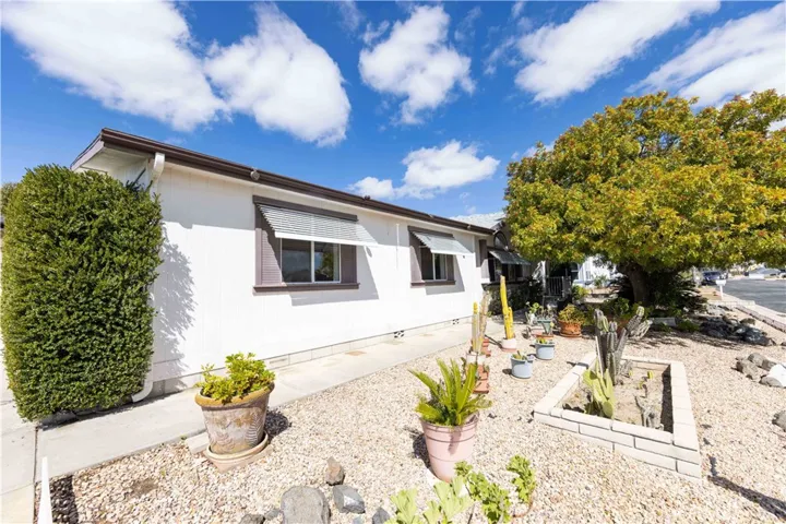 38377 Calle Cervato, Murrieta, California 92563