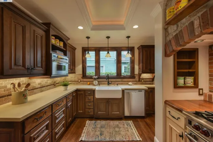 760 Cary Dr, San Leandro, California 94577