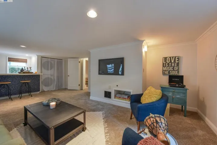 760 Cary Dr, San Leandro, California 94577