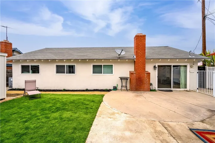10152 Forrestal Drive, Huntington Beach, California 92646