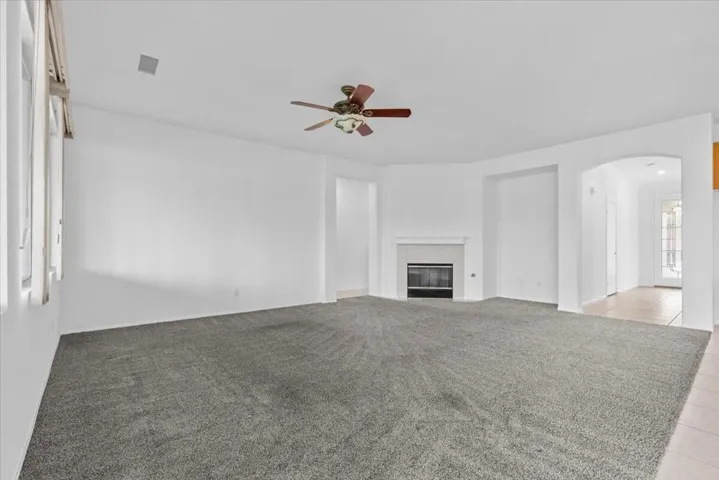 05-82548 Grant Dr-7