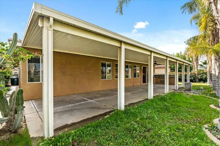32-82548 Grant Dr-34