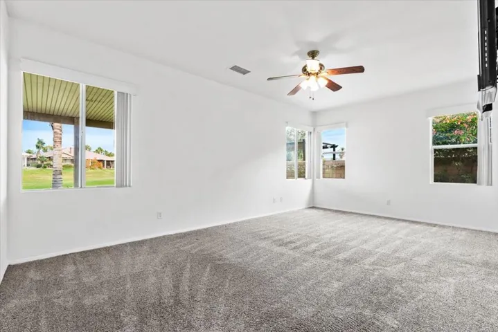 17-82548 Grant Dr-18