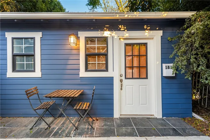 ADU - 1812 N Edgemont Converted garage into an ADU