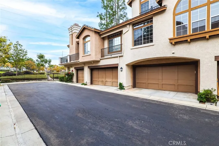 The garage on the right an gate that opens to Argonaut Park-perfectly located!