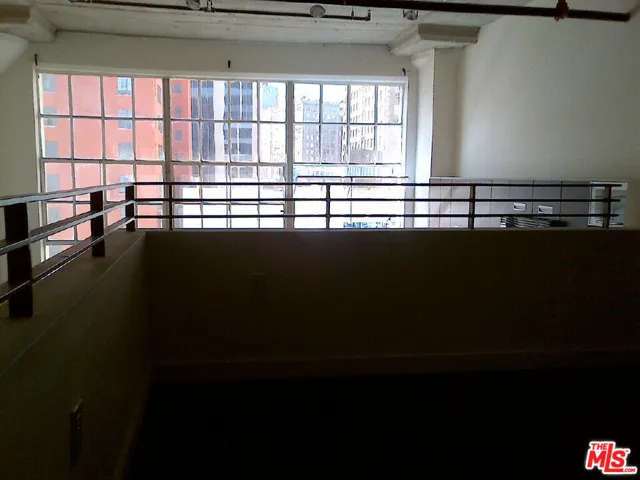 300 E 9th Street 502, Los Angeles, California 90015