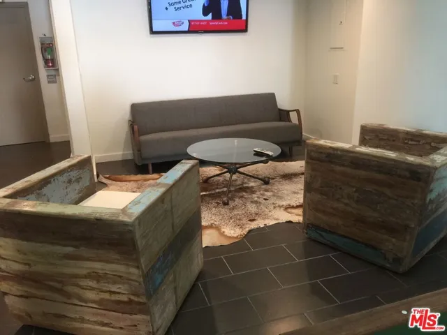 300 E 9th Street 502, Los Angeles, California 90015