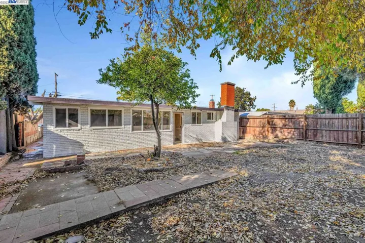 105 Mildred Ave, Pittsburg, California 94565