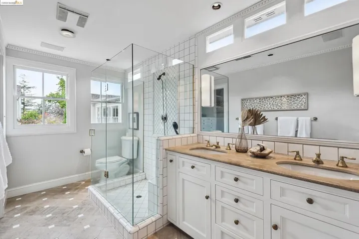453 Wildwood Ave, Piedmont, California 94611-3819