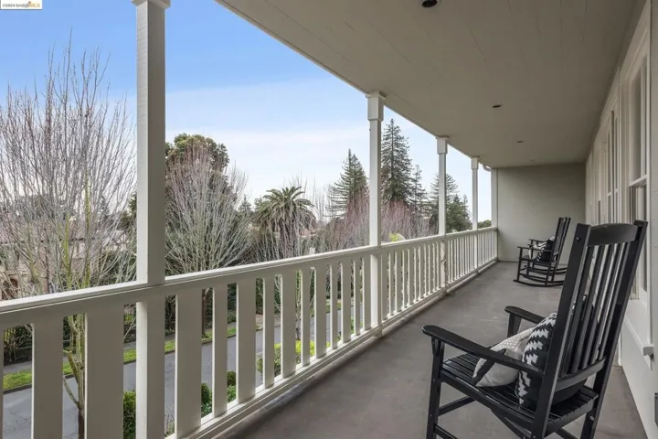 453 Wildwood Ave, Piedmont, California 94611-3819