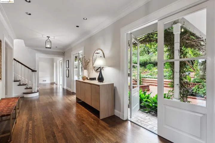 453 Wildwood Ave, Piedmont, California 94611-3819