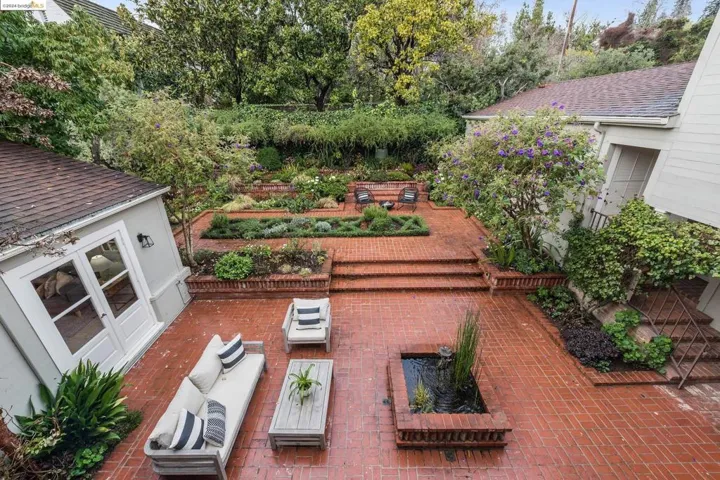 453 Wildwood Ave, Piedmont, California 94611-3819
