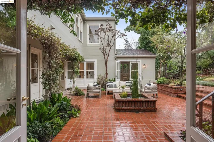 453 Wildwood Ave, Piedmont, California 94611-3819