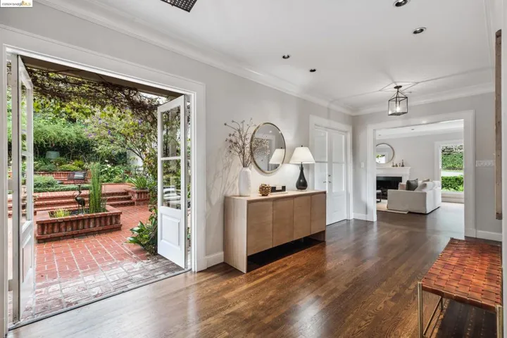 453 Wildwood Ave, Piedmont, California 94611-3819